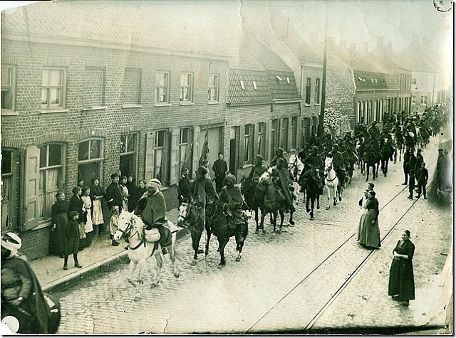 PRE00645%20oorlog2[2]